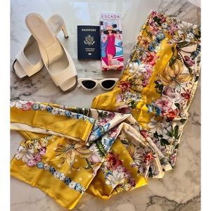 Who said the party was over Zara Floral wide leg pants